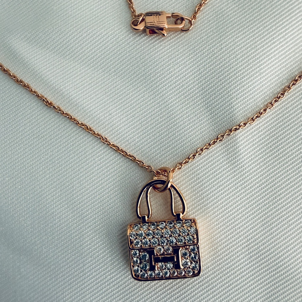 Gold Metal 18K Plated Constance Handbag Pendant Necklace(OEM)